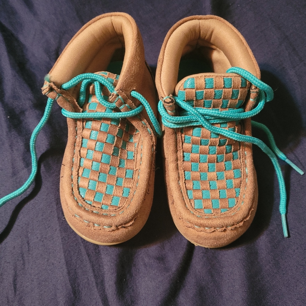 Twister toddler boots